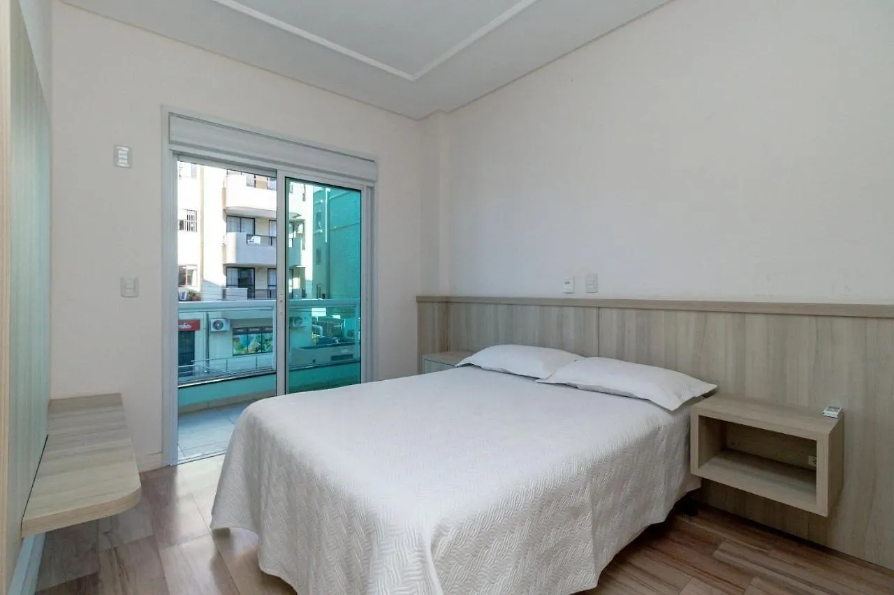 בומבינאס Aluguel Apartamento 3 Quartos Vista Mar Bombas Sc 0*,  ברזיל